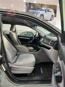 تۆیۆتا هایلاندەر